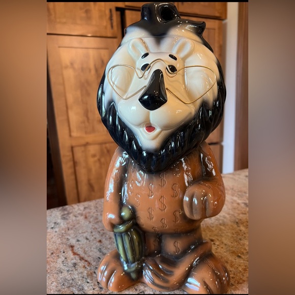 Hubert The Lion Harris Bank Cookie Jar 15" 2004
Lefton Hand Painted Ltd Edition - Picture 4 of 11